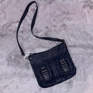 💙💖 Navy leather Tignanello crossbody